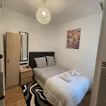 Dame De Fer Apartment