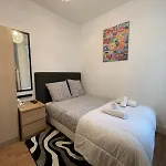 Dame De Fer Apartment